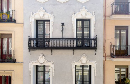 Literary Quarter Apartment | Unique Design Apartment in Barrio las Letras