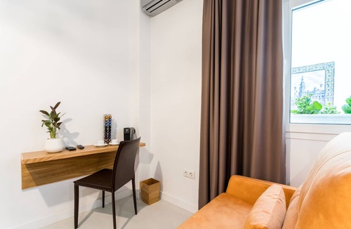 Feria House | Unique House 3Br- Private SPA&POOL - StayInSeville
