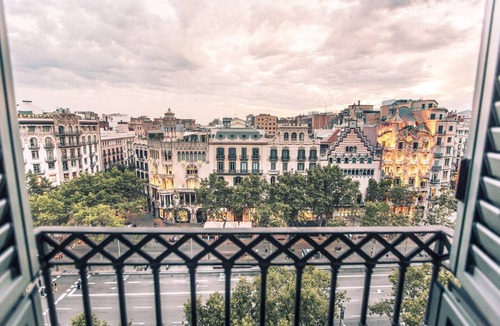 Eixample Apartment | UNIQUE Paseo de Gracia CASA BATLLÓ Barcelona Center