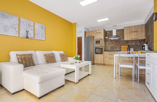 Guimar Apartment | Vacation Apartment 'La Octava Isla' with Shared Pool, Wi-Fi