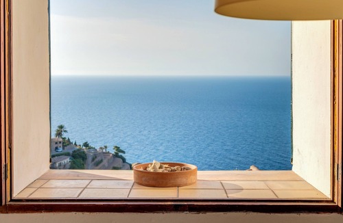 Banyalbufar House | Vacation Home "Casa Can Sans" with Sea Views