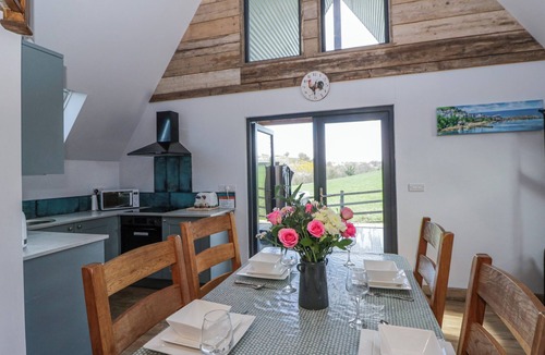 Llandysul Cottage | VALLEY VIEW HIDEAWAY, pet friendly, with hot tub in Ffostrasol
