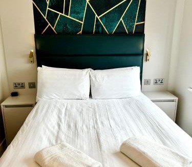 Dollis Hill Apartment | Victoria Studios
