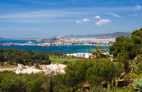 Puig Manya House | Villa Cap M - Five Bedroom House, Sleeps 10
