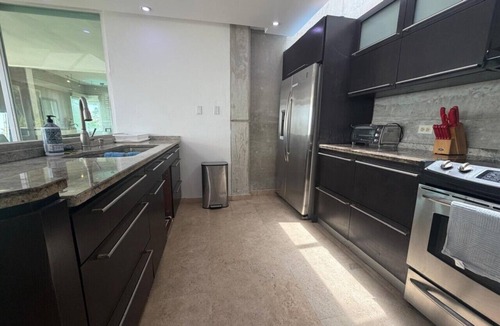 Cerro Gordo House | Villa Capitan | Spacious House W/Pool & Beach