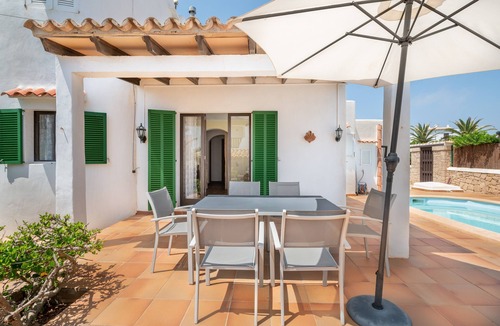 Cala d'Or Villa | Villa 'Casa Sol' with Private Pool, Wi-Fi and Air Conditioning