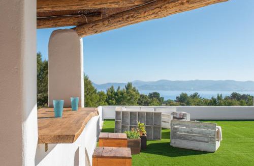 San Antonio Bay Villa | Villa Horizonte