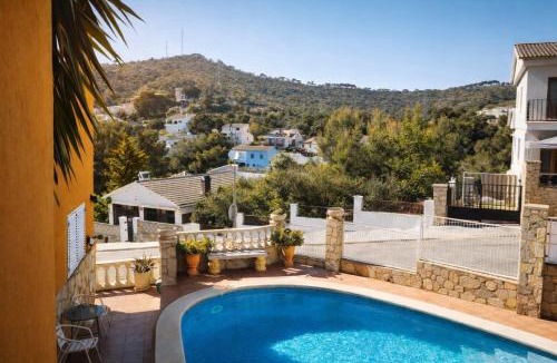 Segur de Calafell Apartment | VIP private Poolsuite Calafell