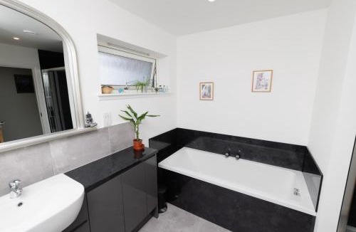 Scalloway House | Wasterview, Shetland