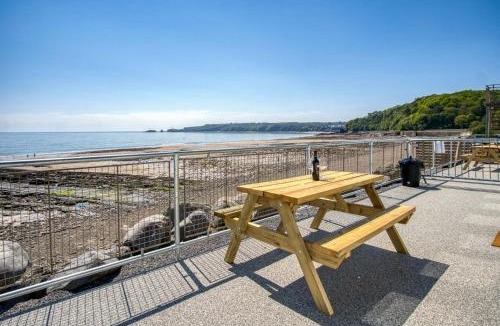 Wiseman's Bridge Apartment | Waterfront 1 - 1 Bedroom Apartment - Wisemans Bridge