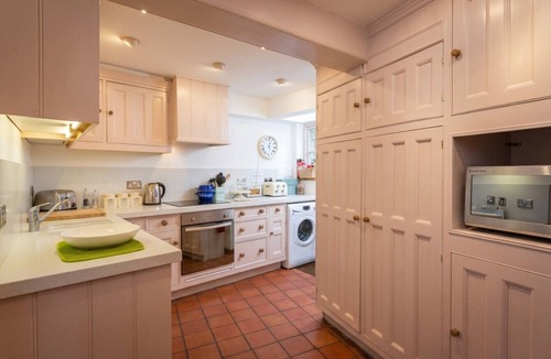 Dittisham Cottage | Waterfront Cottage Sleeps 8 · Wood Burner · River Dart Quay, Dittisham