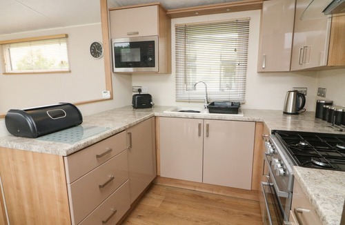 Tewitfield Cottage | Waterside Lodge