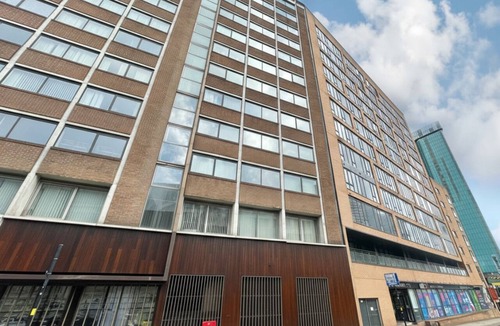 Birmingham City Centre Apartment | West Two 2-Bed High Floor with City Views