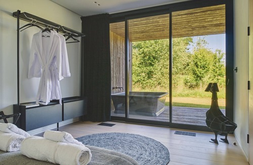 East Horrington Cottage | Whispering Leaves - Luxury Cottages