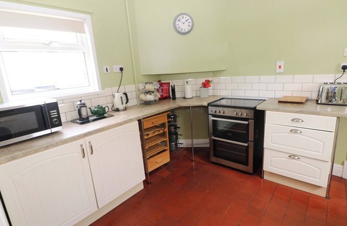 Haverfordwest Cottage | White Thorns