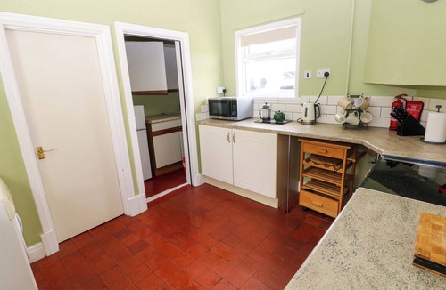 Haverfordwest Cottage | White Thorns