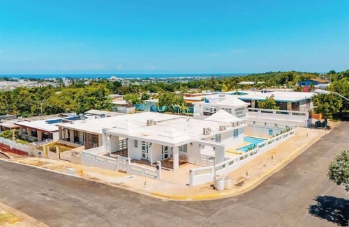 Hato Abajo House | WhitePeacock | Private Pool & Near Amazing Beaches