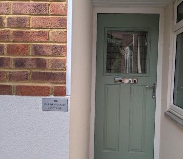 Whitstable Apartment | Whitstable Garden House Cottage, 50 Tankerton Road
