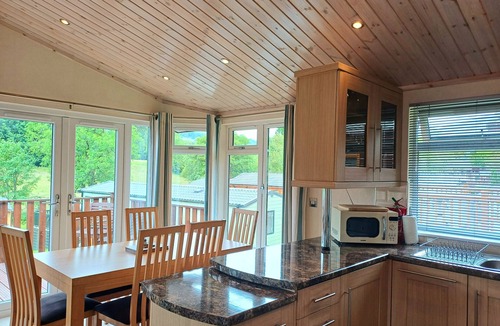 Troutbeck Cabin | Willow Lodge - a holiday lodge that sleeps 6 guests in 3 bedrooms