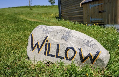 Newland Near Ulverston Cottage | WILLOW, pet friendly, with hot tub in Ulverston