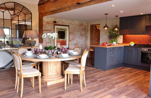 Walton House | Wonderful villa for 8 people with WIFI, terrace and pets allowed