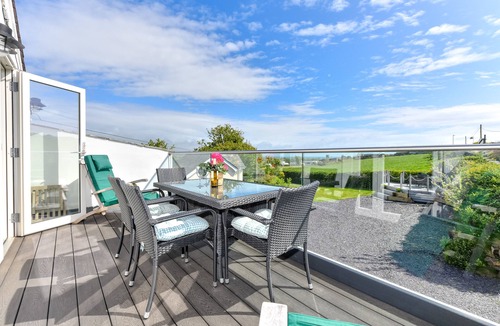Bwlchtocyn House | Y Ddol - Three Bedroom House, Sleeps 5