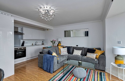 Tenby Apartment | Y Lle Hapus