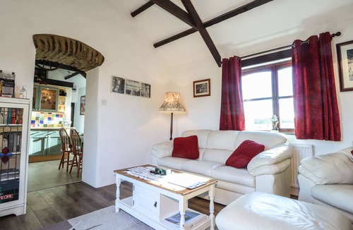 Fishguard Cottage | Y Stabl