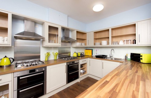 Lydstep Hostel | YHA Manorbier - Hostel