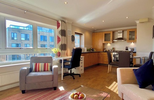 Cambridge Apartment | Your Space Apartments - Market Rise