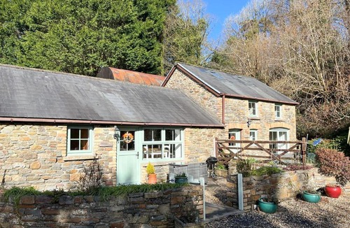 Llannon House | Ystabl