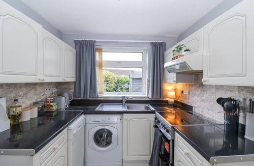 Timsbury Cottage | ZADENA, pet friendly, with a garden in Timsbury