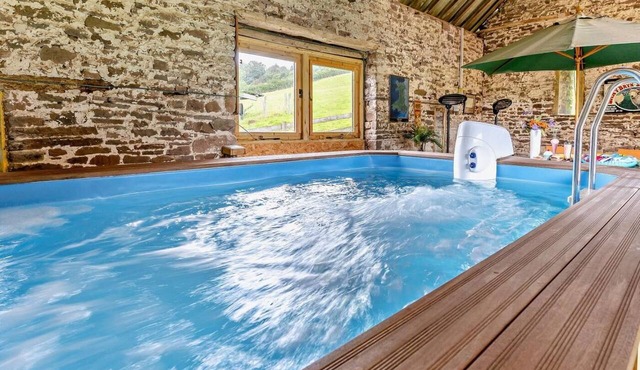 1 Bed in Abergavenny (oc-bn113)