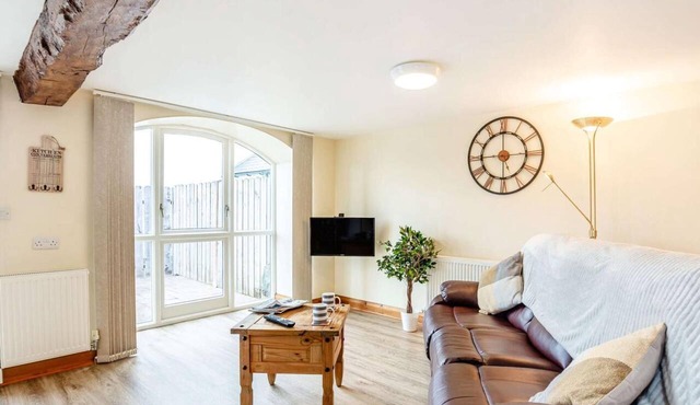 1 Bed in Bala (oc-88450)