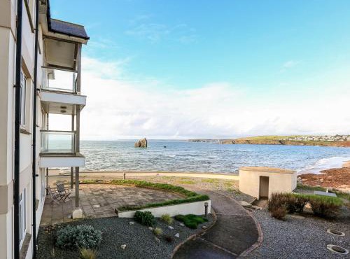 10 Thurlestone Rock