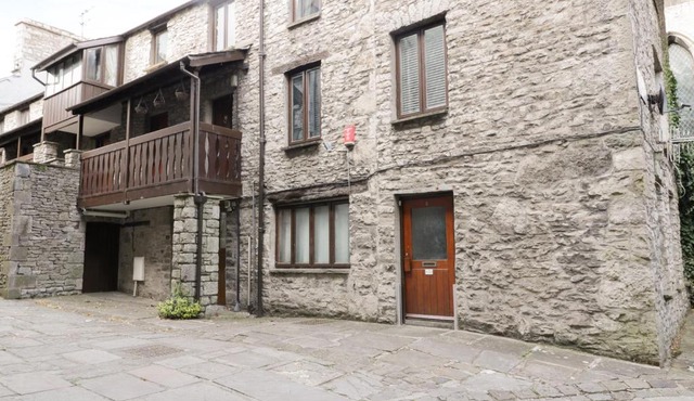 11 Camden Building
