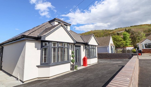 18 Glasfryn Avenue, Prestatyn