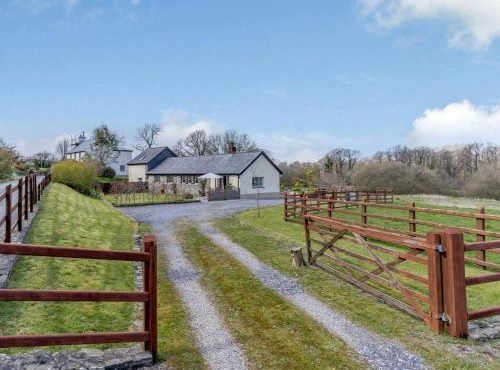 2 Bed in Clynderwen oc-82445