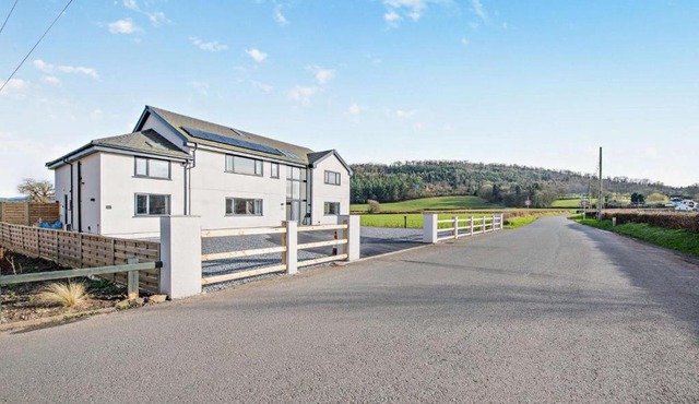 2 Bed in Llanarthney oc-c28877