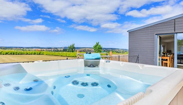 2 Bed in Somerton oc-s32606