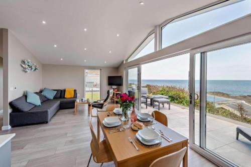 2 Bed in Westward Ho oc-w28999