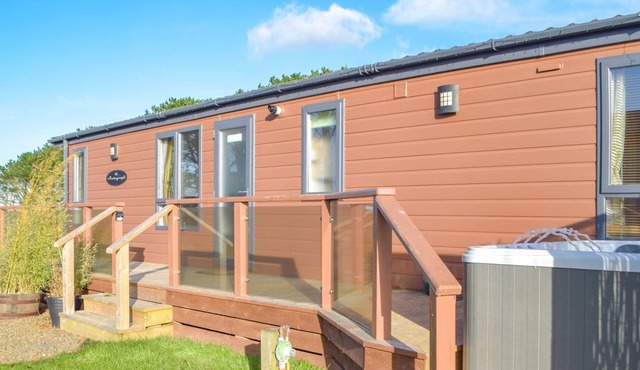2 bedroom accommodation in Hasguard Cross
