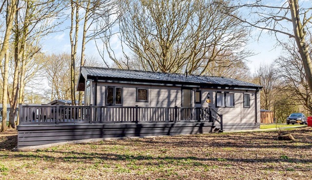2 bedroom accommodation in Woolverstone, Ipswich