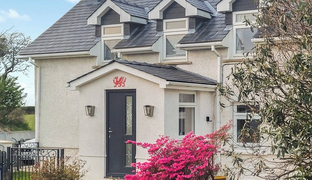 2 bedroom accommodation in Llanfyrnach
