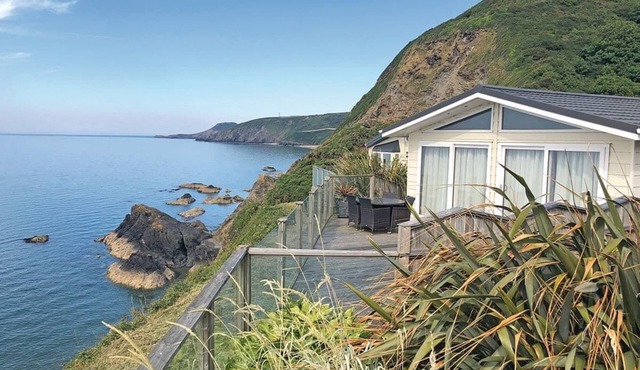 2 bedroom accommodation in Tresaith Beach, Cardigan, Ceredigion