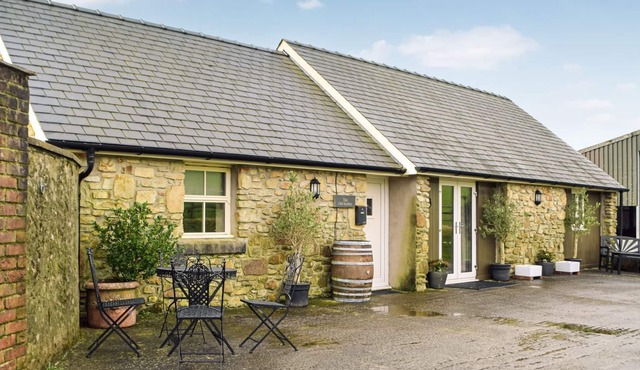 2 bedroom accommodation in Tufton, near Haverfordwest