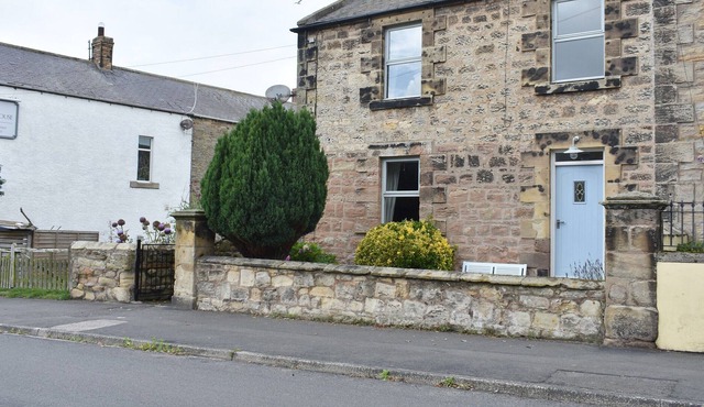 2 bedroom accommodation in North Sunderland, Seahouses