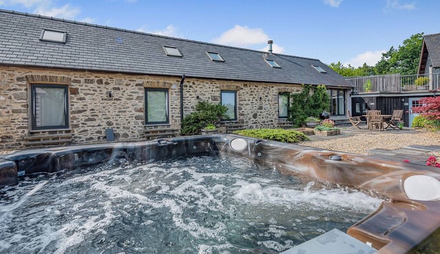 2 bedroom accommodation in Taliaris, near Llandeilo
