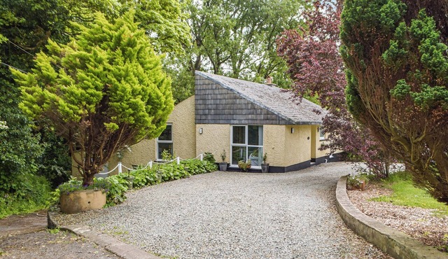 2 bedroom accommodation in Pembroke