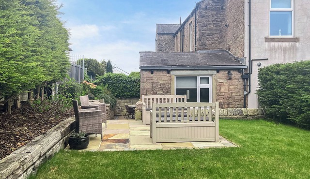 2 bedroom accommodation in Fence